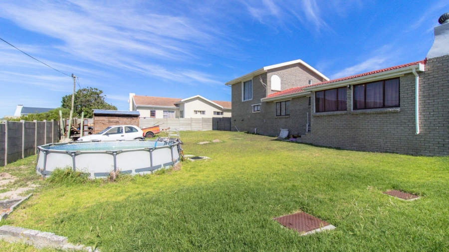 3 Bedroom Property for Sale in Kleinbaai Western Cape